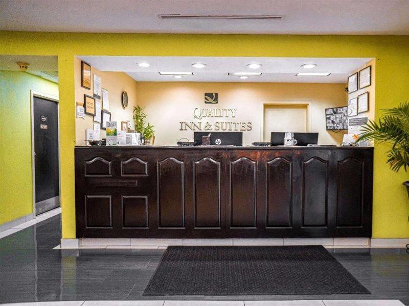 Quality Inn & Suites Near Six Flags - Austell Exteriér fotografie