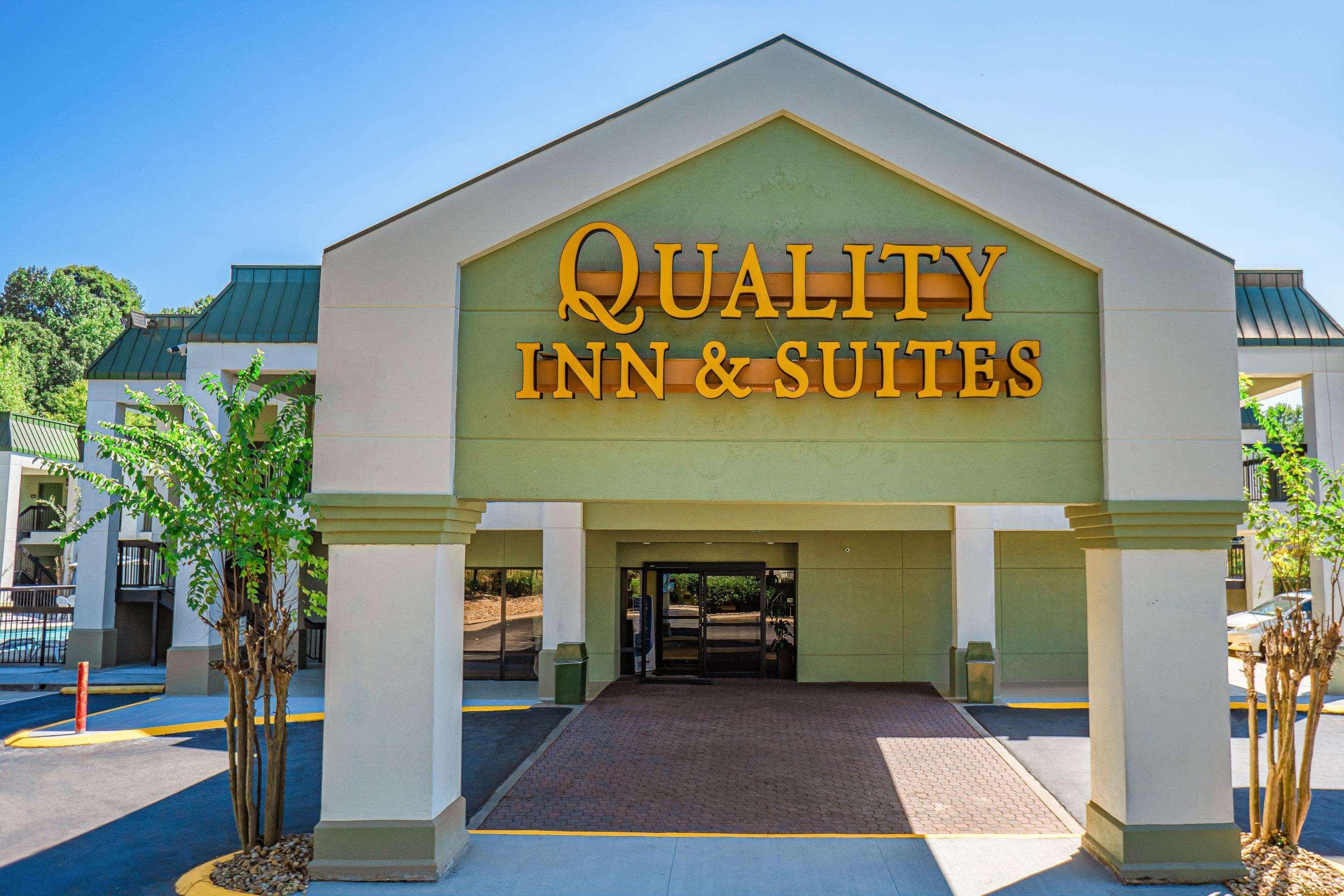 Quality Inn & Suites Near Six Flags - Austell Exteriér fotografie