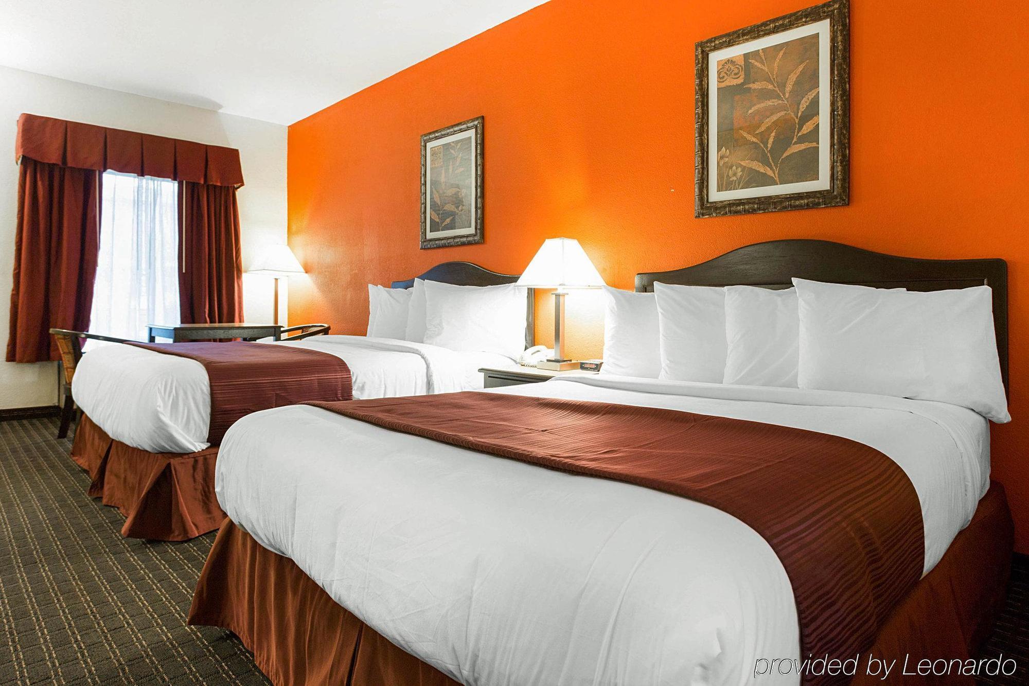 Quality Inn & Suites Near Six Flags - Austell Exteriér fotografie